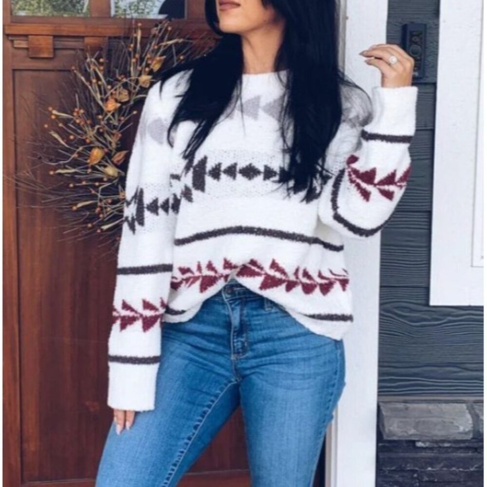 NWOT POL Aztec Luxe Chenille Tribal Aztec Boho Oversize Chunky White Sweater SM